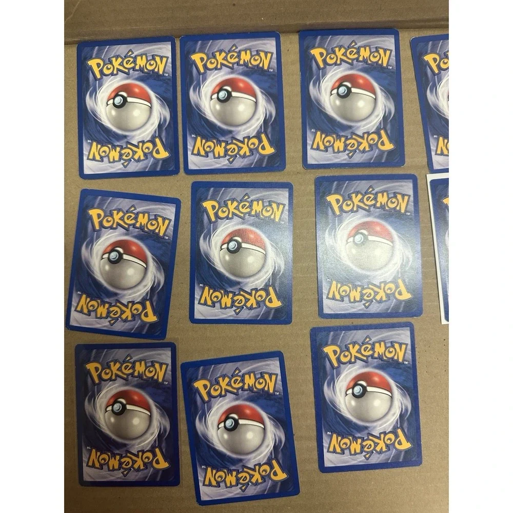25 Vintage pokemon card collection LP-DMG Shadowless and first editions see pics